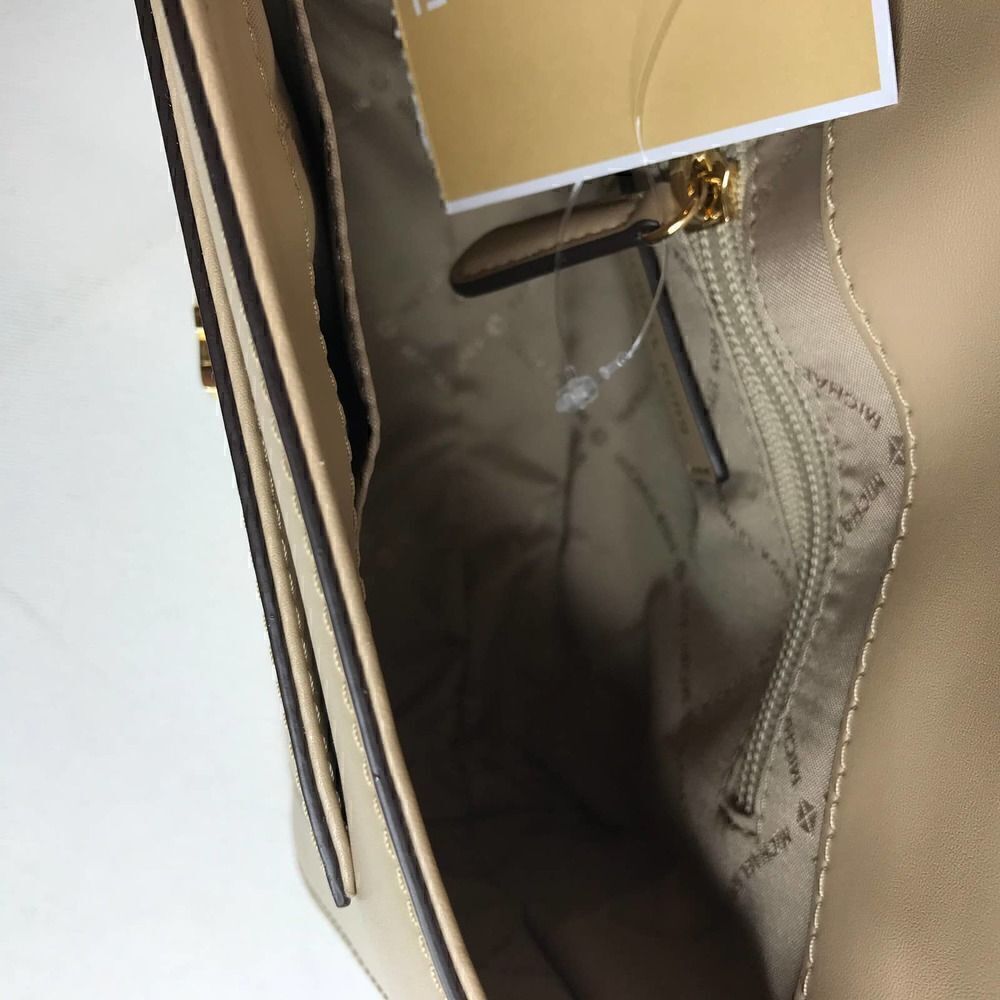 Michael Kors Mindy Shoulder Bag NWT8 - Picture 9 of 9